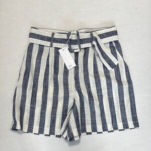 Ovi Women's Striped Blue and White Shorts Womens Size Medium NWT!!